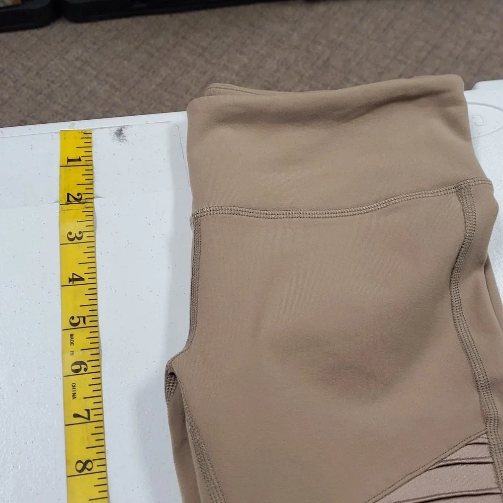 Alo Womens Stacked Pull On Tapered Leggings Size S Beige Low Rise Athletic Gym